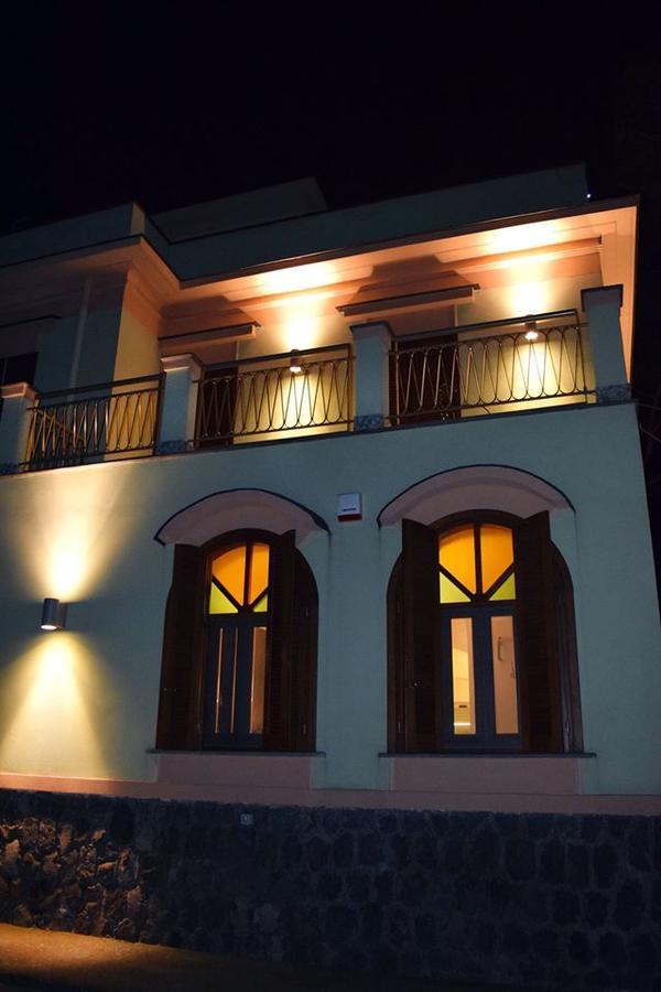 Bed and Breakfast Al Corbezzolo Torre del Greco Exterior foto